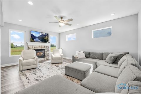Tiny photo for 1035 Stoneleigh Road, Perrysburg, OH 43551 (MLS # 6136824)