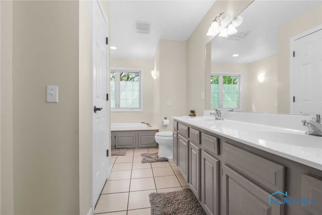 556 Prairie Rose Drive, Perrysburg, Ohio image 28