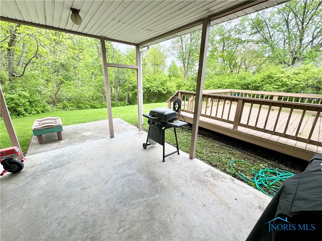 1024 W High Street, Defiance, Ohio image 7