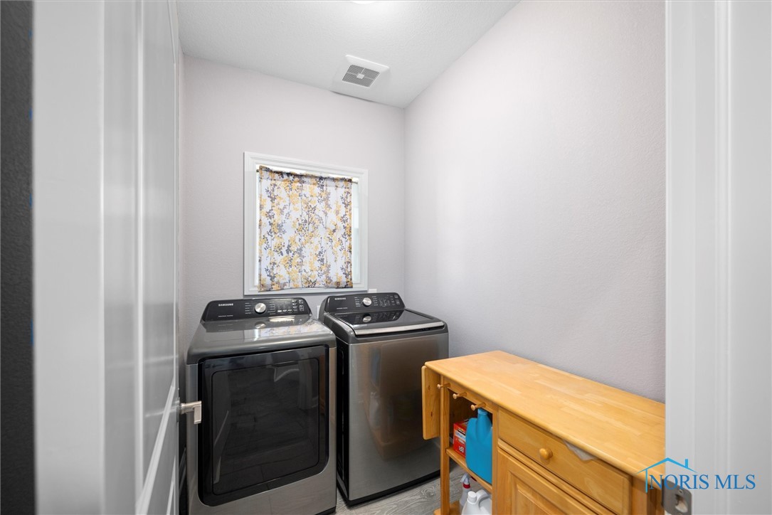 5062 Merlot Drive, Oregon, Ohio image 9