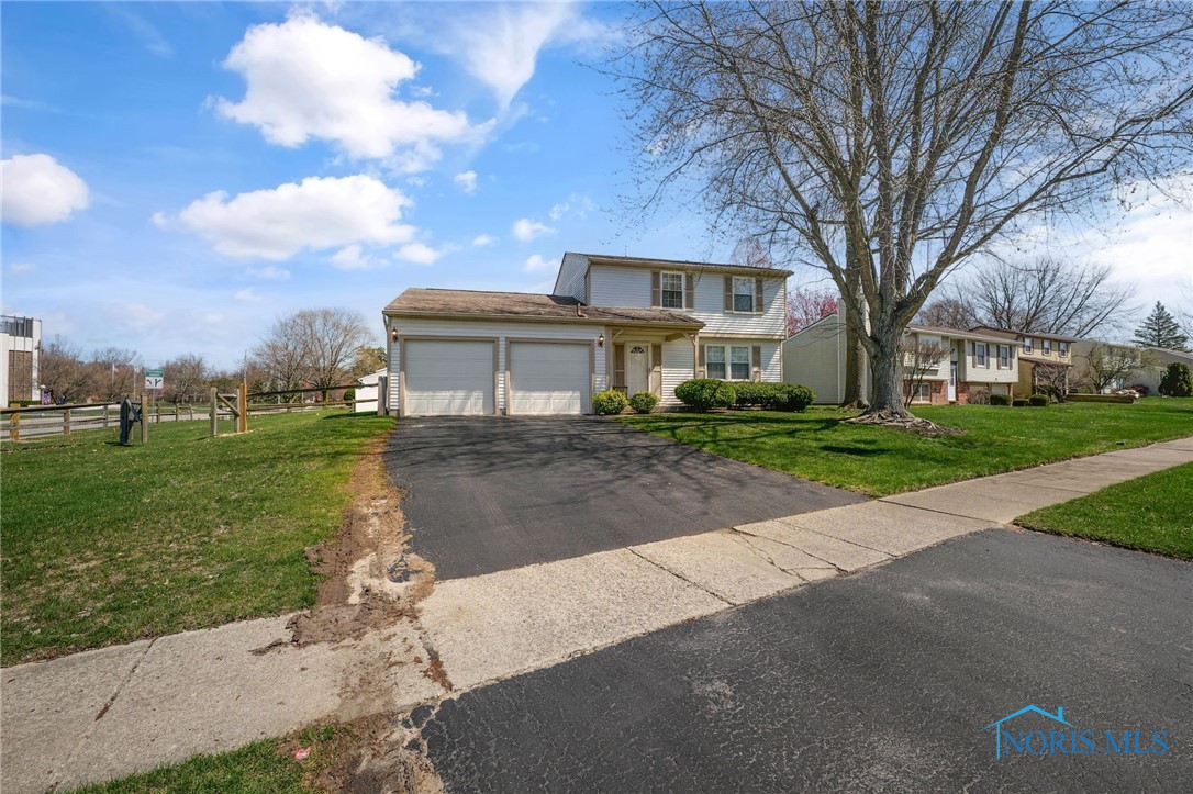 2051 Bromford Road, Maumee, Ohio image 1