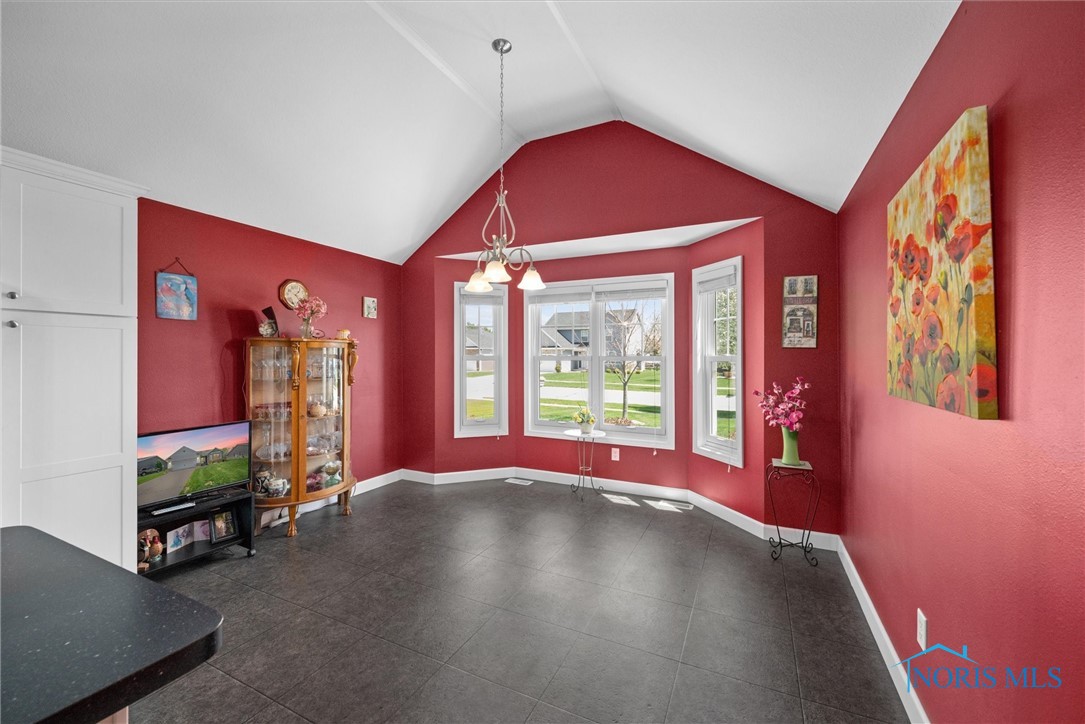 454 Lackawanna Avenue, Oregon, Ohio image 6