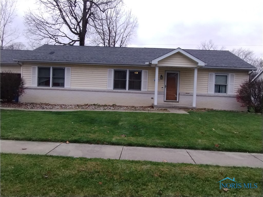 6127 Sunrise Circle, Sylvania, Ohio image 3