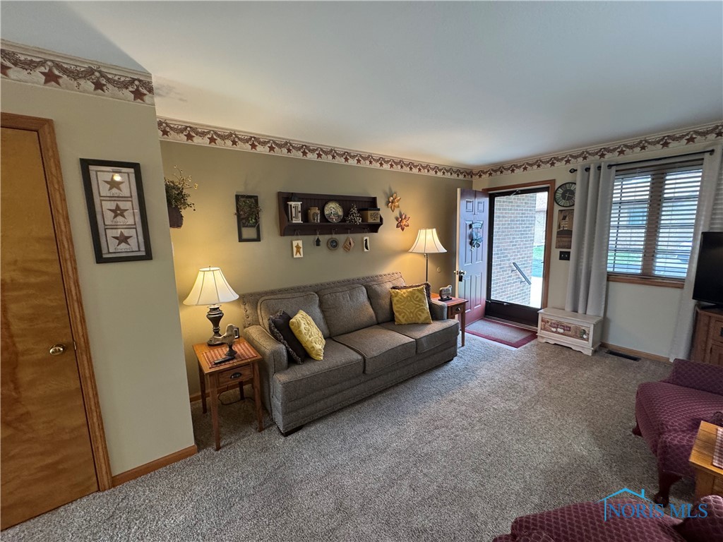 449 W College Avenue, Pemberville, Ohio image 10