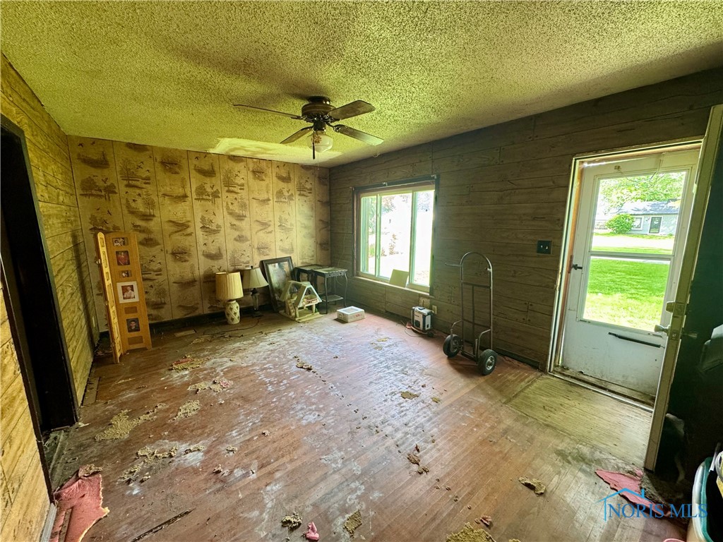 630 S Hill Park Drive, Holland, Ohio image 6