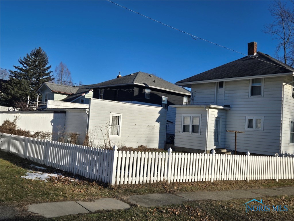 344 W Clinton Street, Napoleon, Ohio image 4