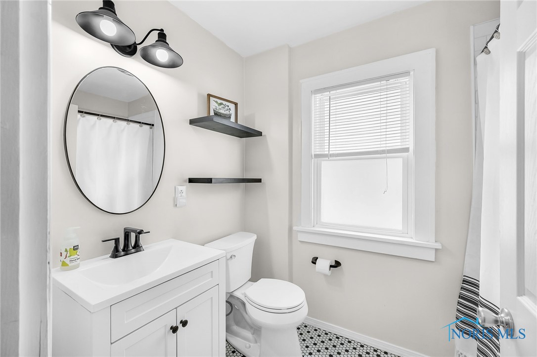 3743 Woodmont Road, Toledo, Ohio image 27