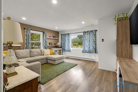 Tiny photo for 5046 King Road, Sylvania, OH 43560 (MLS # 6136496)