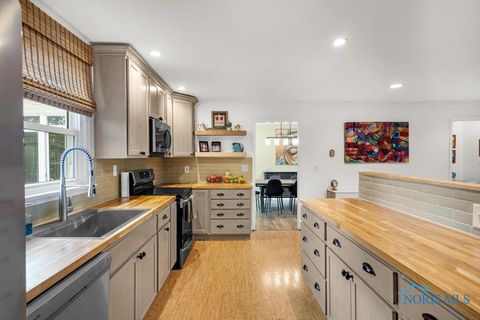 Tiny photo for 5046 King Road, Sylvania, OH 43560 (MLS # 6136496)