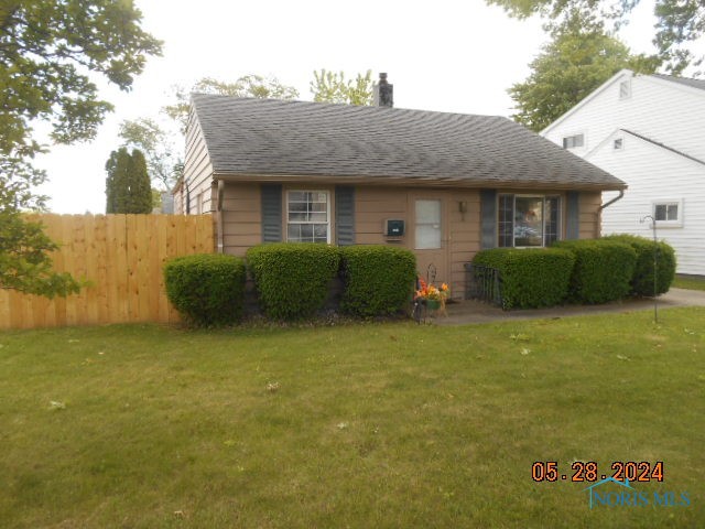 View Toledo, OH 43612 property