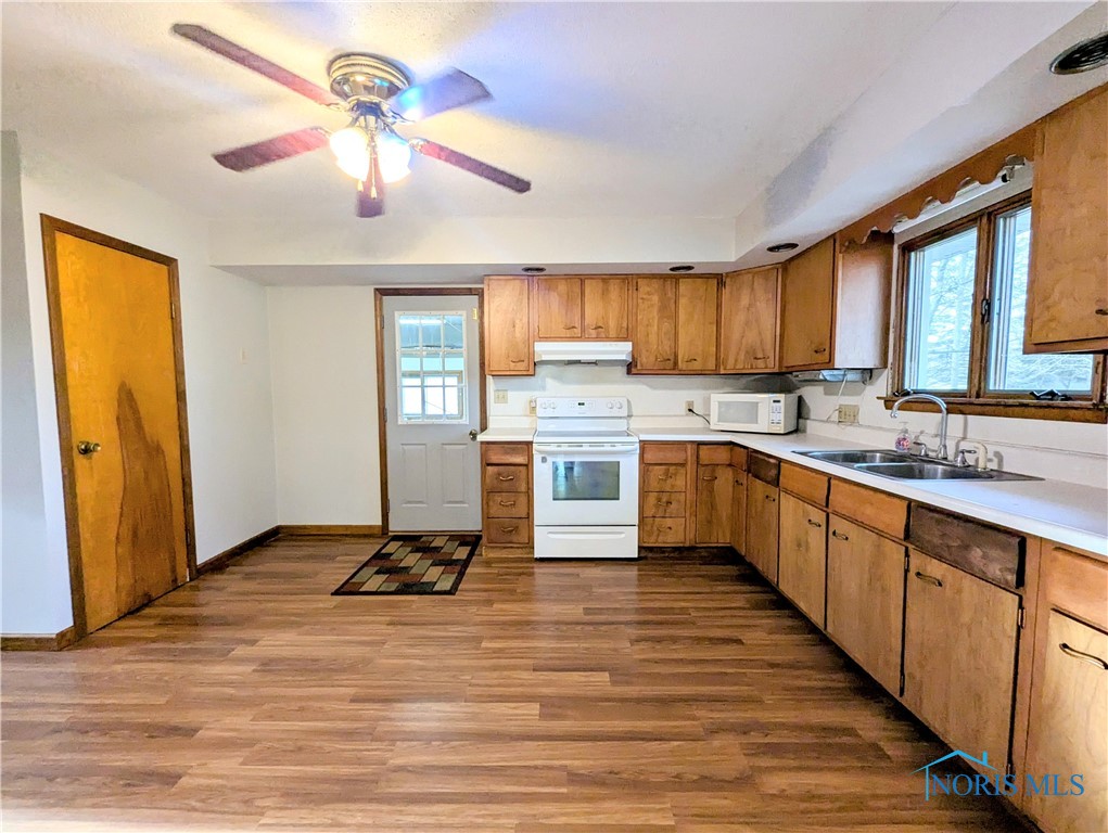 140 Lockhart Avenue, Wayne, Ohio image 5