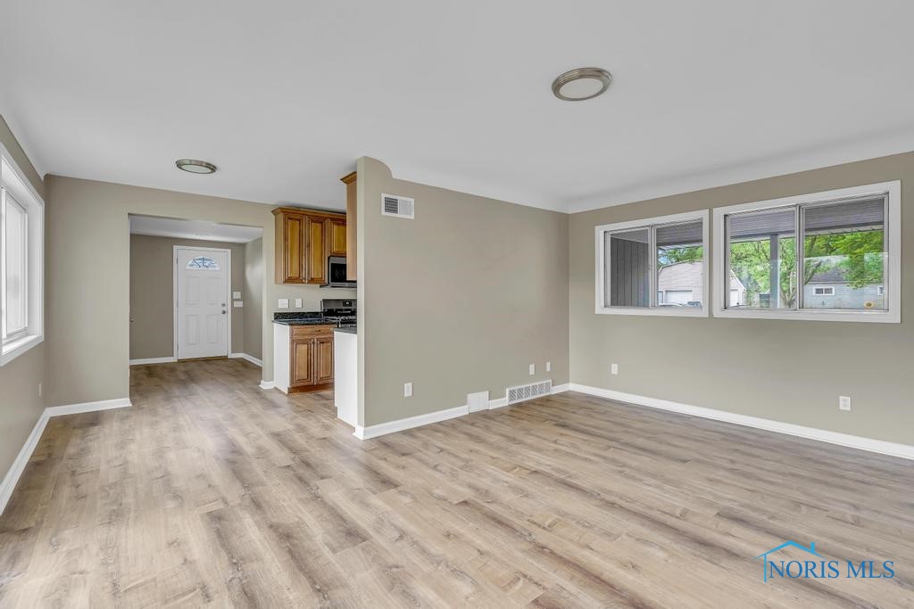 1739 Longwood Drive, Toledo, Ohio image 7