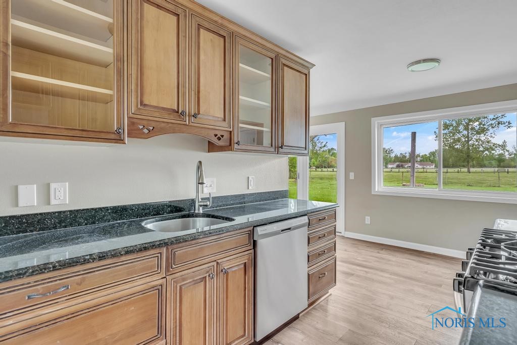 1739 Longwood Drive, Toledo, Ohio image 13