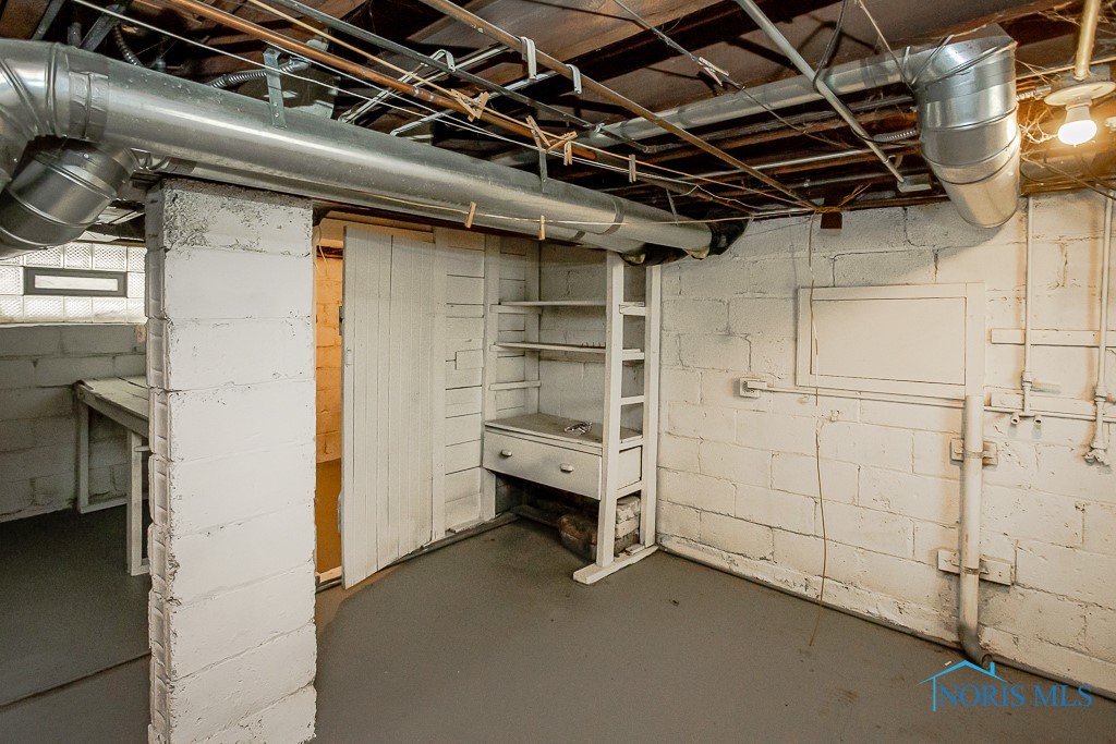 4207 Fairview Drive, Toledo, Ohio image 44