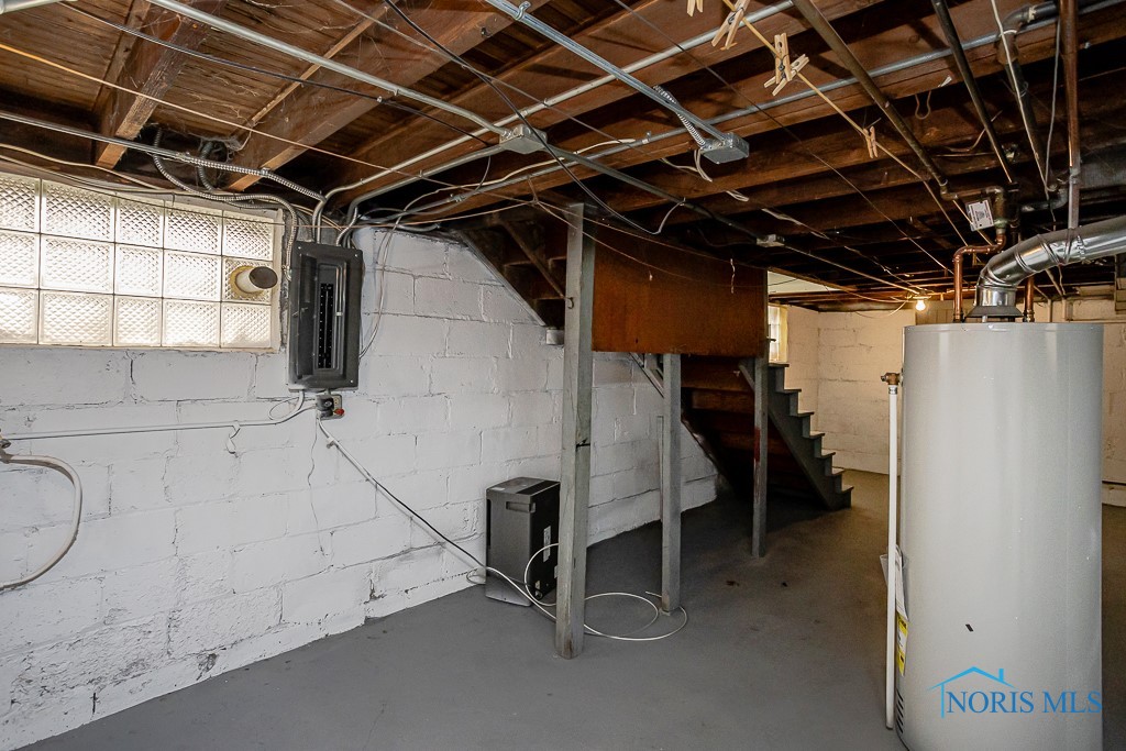 4207 Fairview Drive, Toledo, Ohio image 43