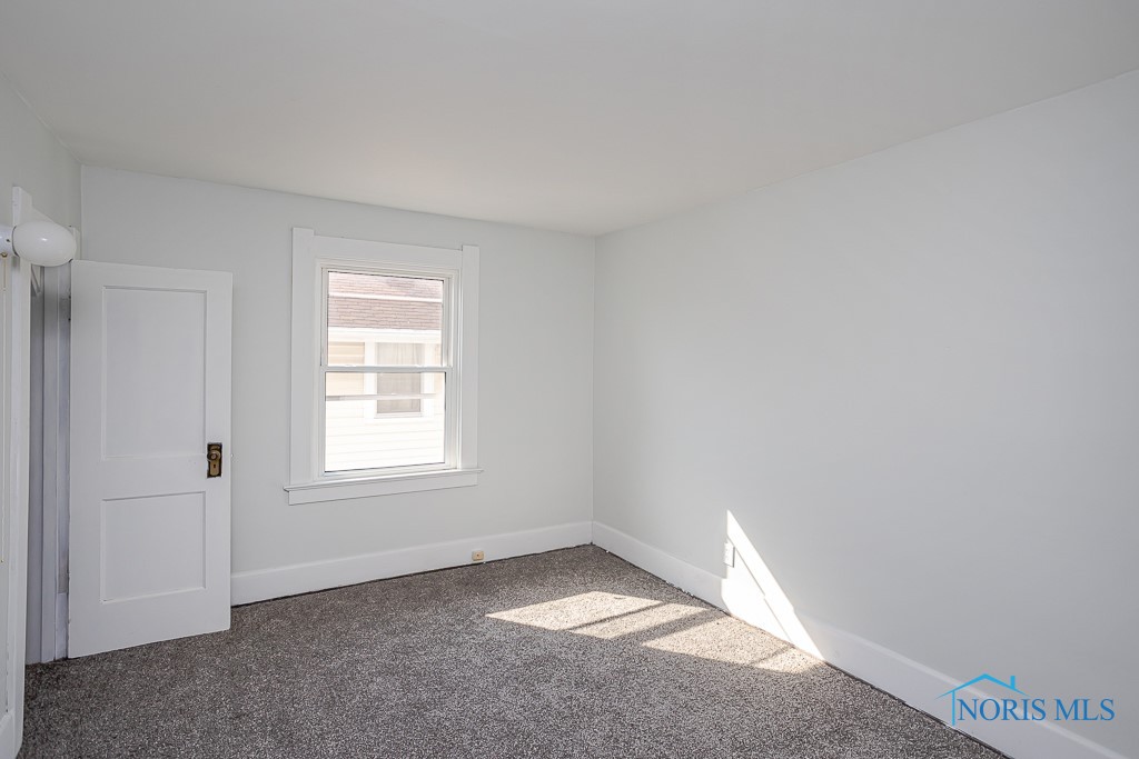 4207 Fairview Drive, Toledo, Ohio image 35