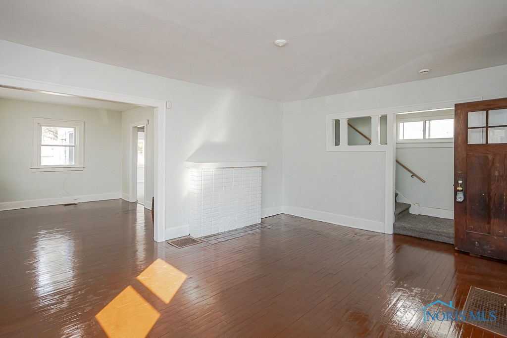4207 Fairview Drive, Toledo, Ohio image 13
