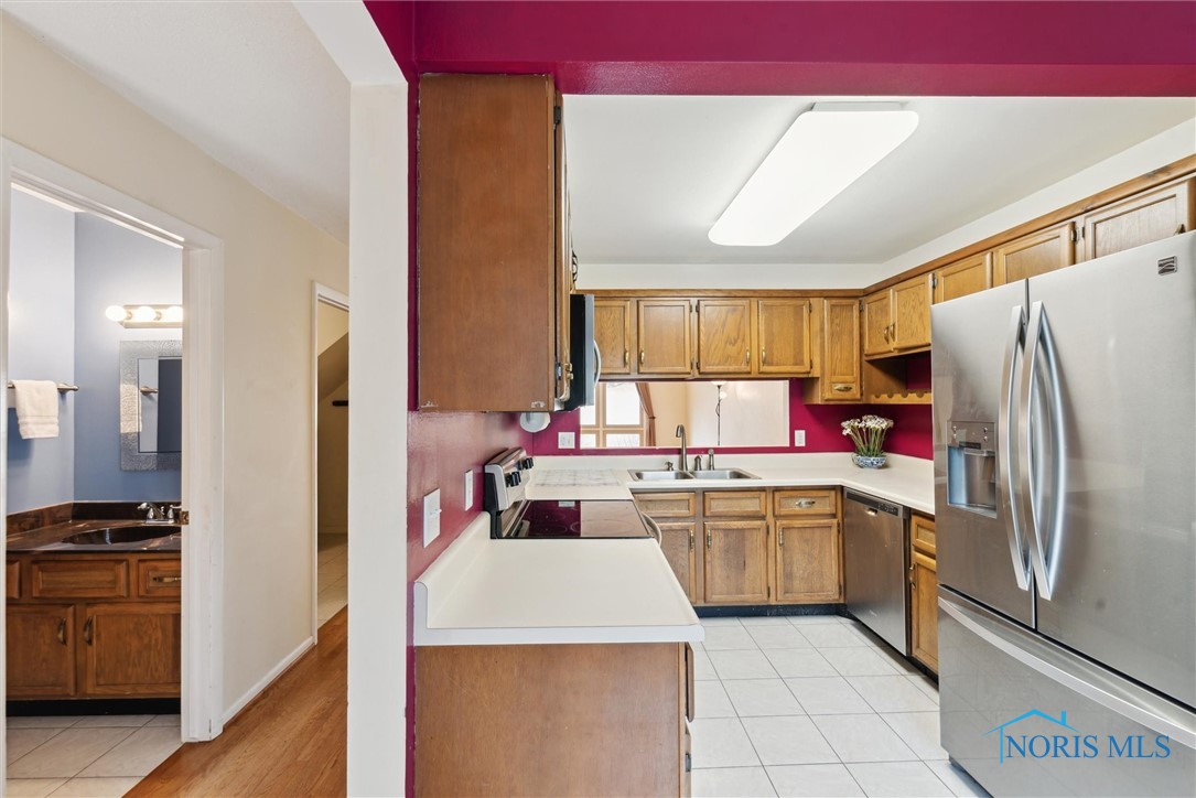 2705 Westcastle Drive #2705C, Toledo, Ohio image 12