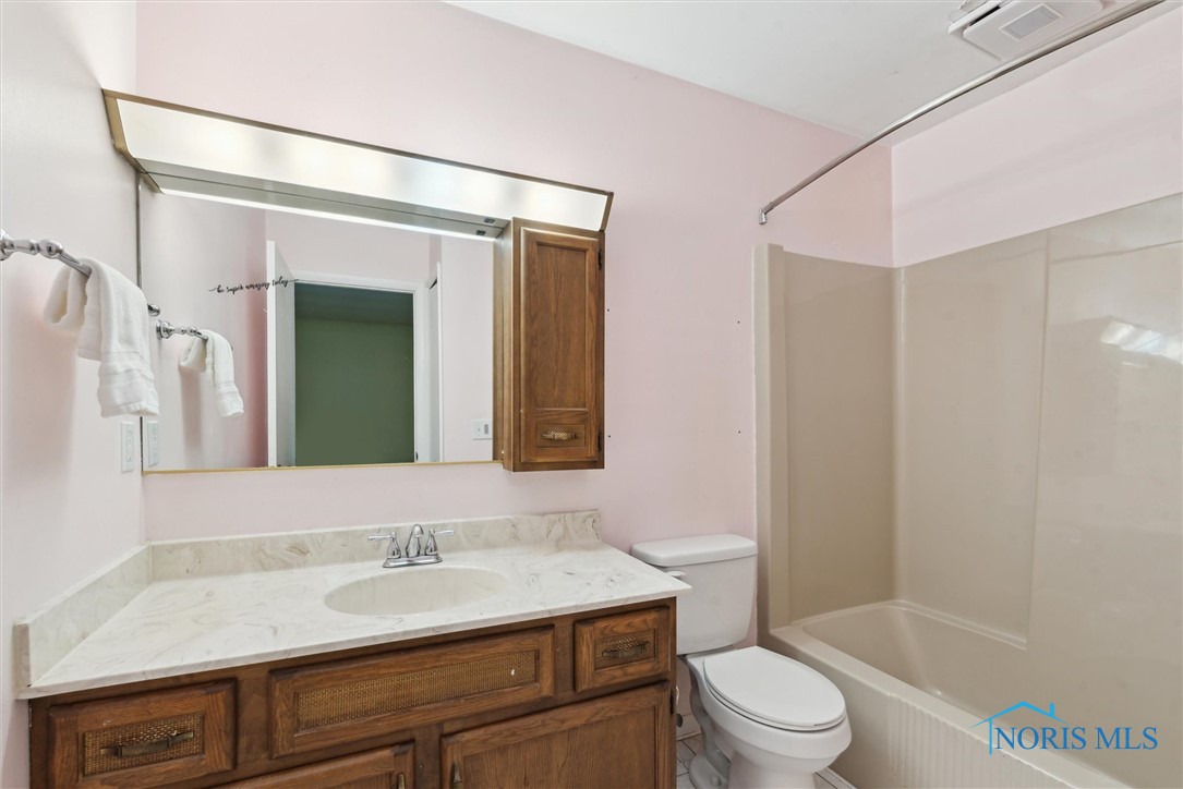 2705 Westcastle Drive #2705C, Toledo, Ohio image 31