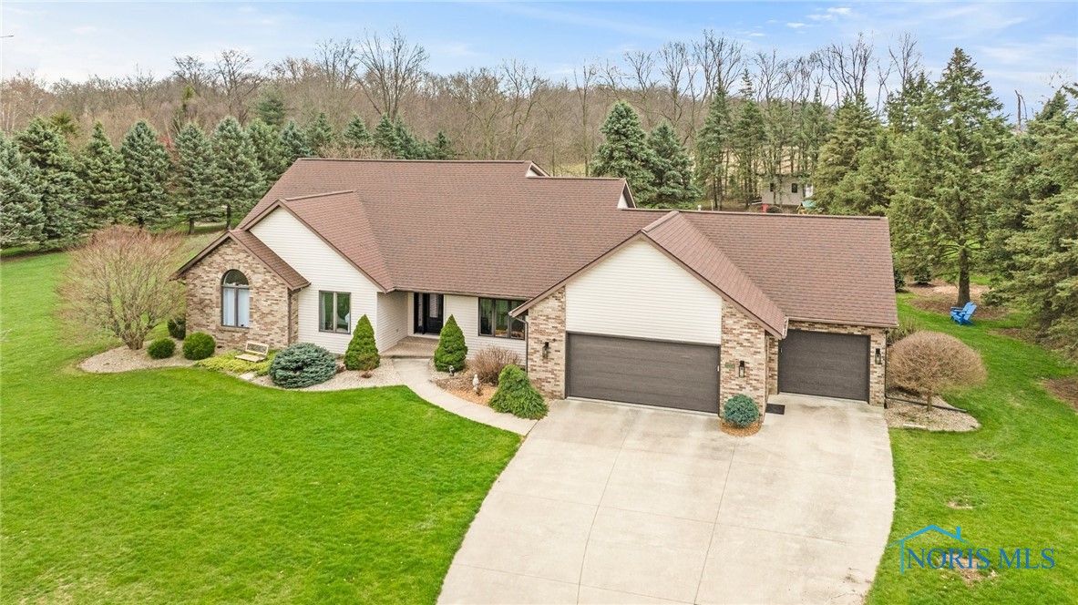 1213 Hidden Brook Drive Dr, Hicksville, Ohio image 1