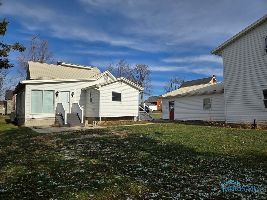 201 W Franklin Street, Edon, Ohio image 3