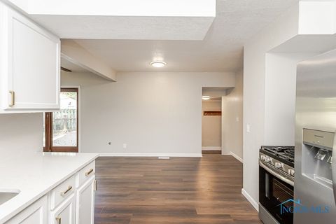 Tiny photo for 4224 Beverly Drive, Toledo, OH 43614 (MLS # 6136211)