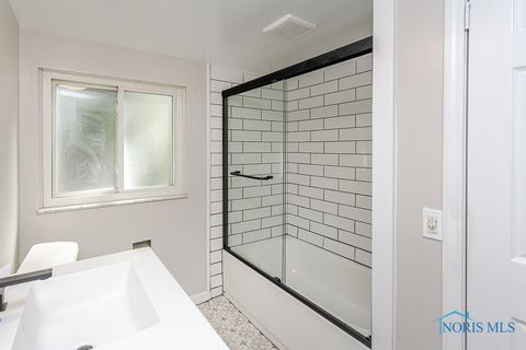 Tiny photo for 4224 Beverly Drive, Toledo, OH 43614 (MLS # 6136211)