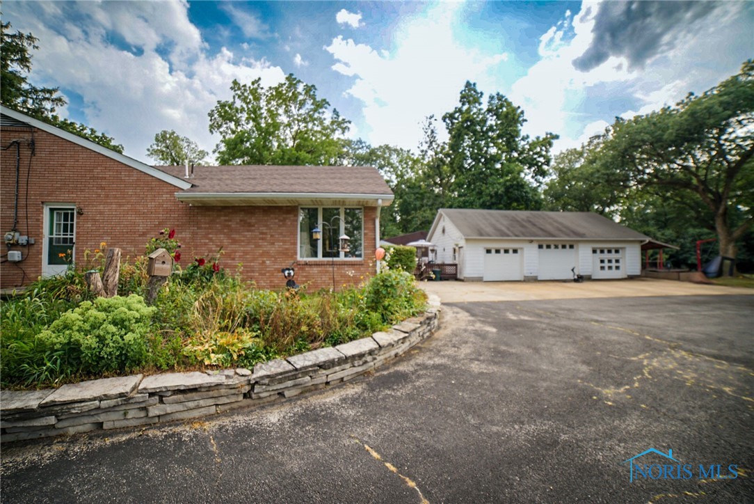 25441 Thompson Road