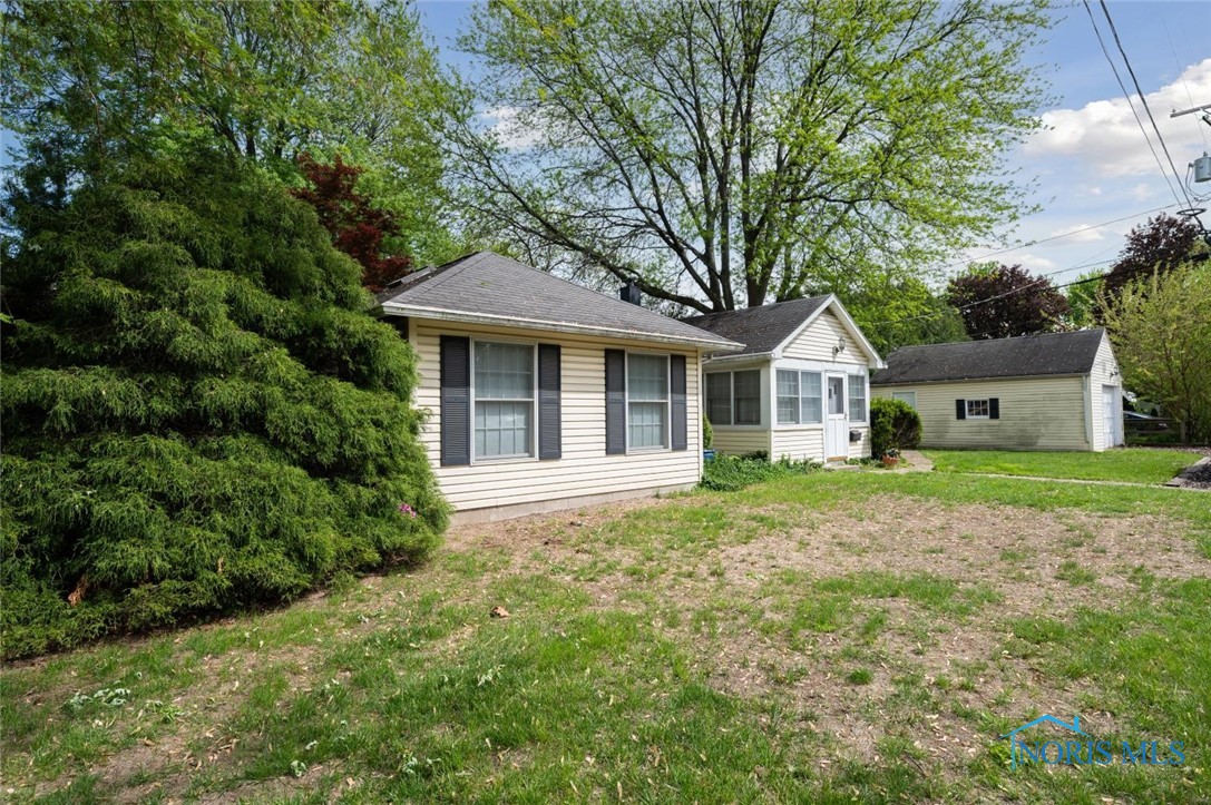 2559 Oak Grove Place, Toledo, Ohio image 1