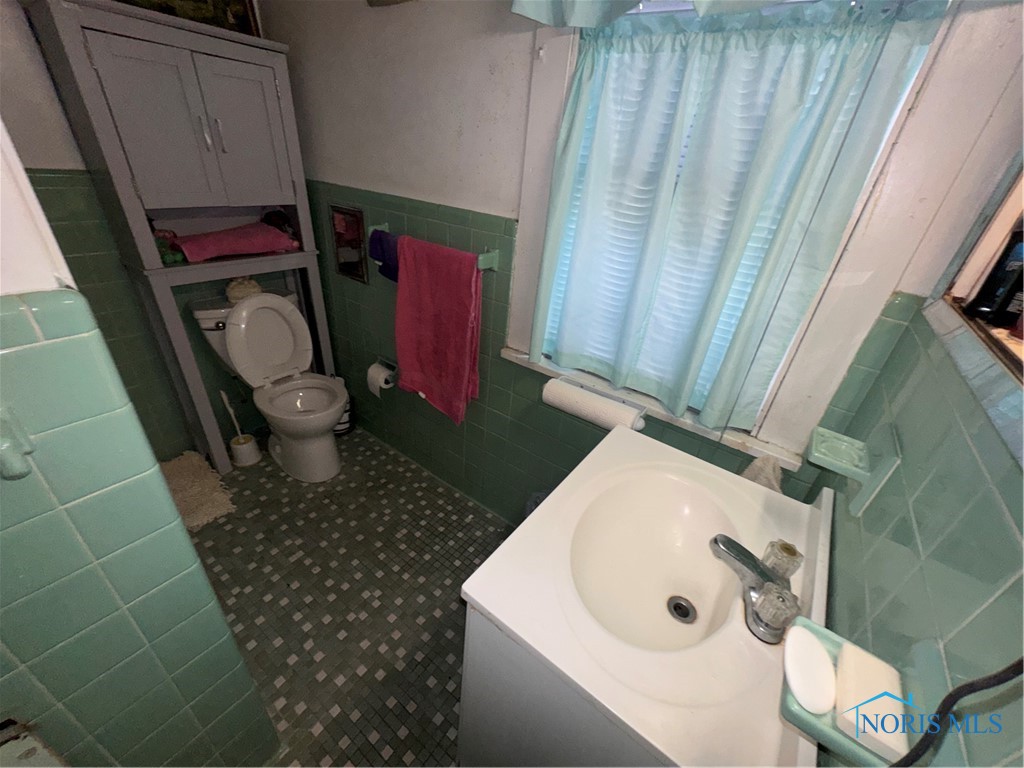 2125 Wyndhurst Road, Toledo, Ohio image 7