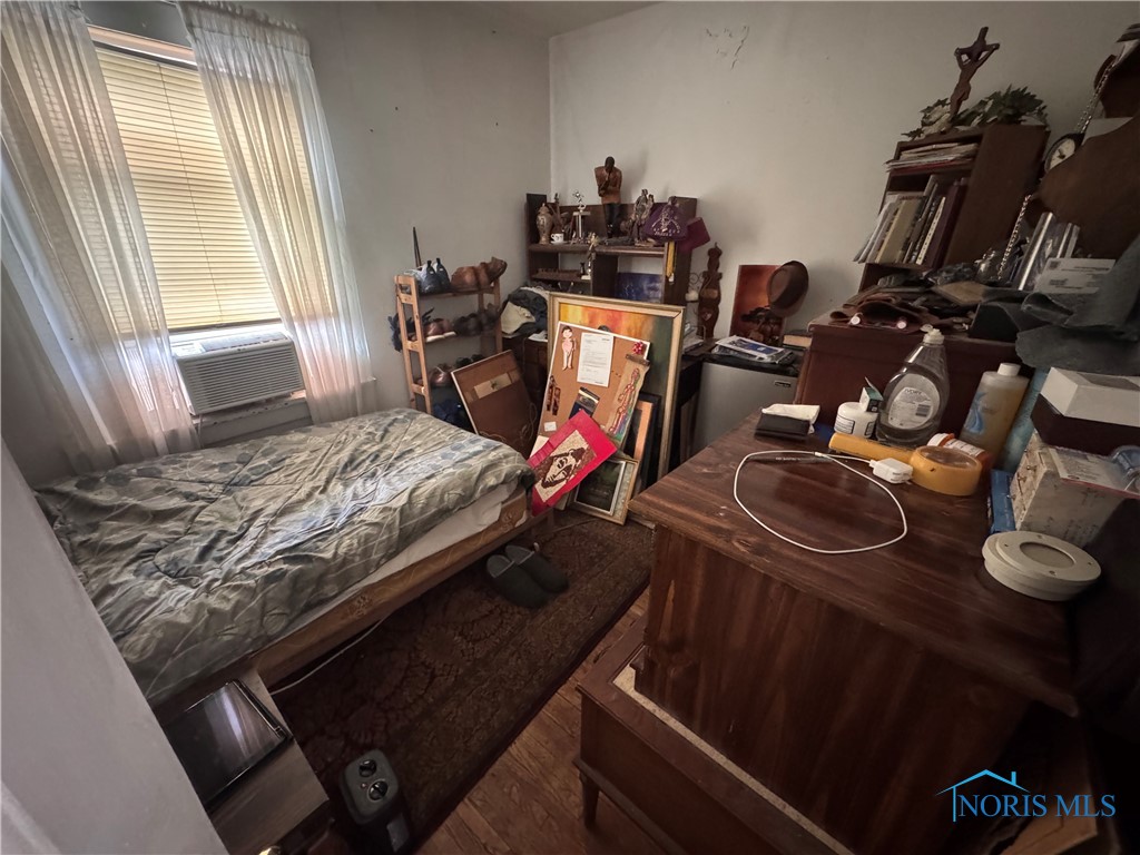 2125 Wyndhurst Road, Toledo, Ohio image 4
