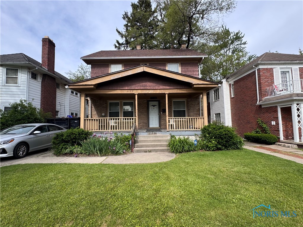 2125 Wyndhurst Road, Toledo, Ohio image 1