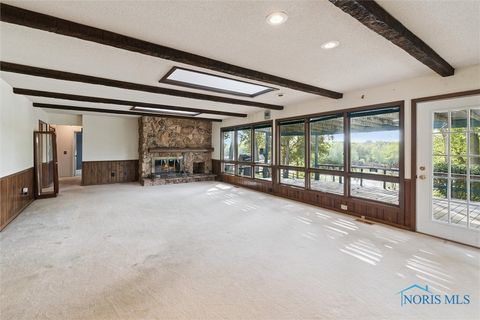 Tiny photo for 24633 W River Road, Perrysburg, OH 43551 (MLS # 6136703)
