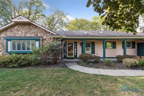 Tiny photo for 24633 W River Road, Perrysburg, OH 43551 (MLS # 6136703)
