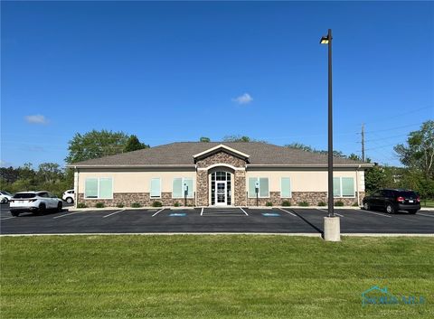2006 E Harbor Road Port Clinton OH 43452