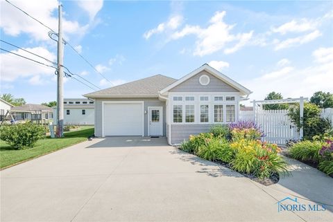 Tiny photo for 804 Murbach Street, Archbold, OH 43502 (MLS # 6134359)