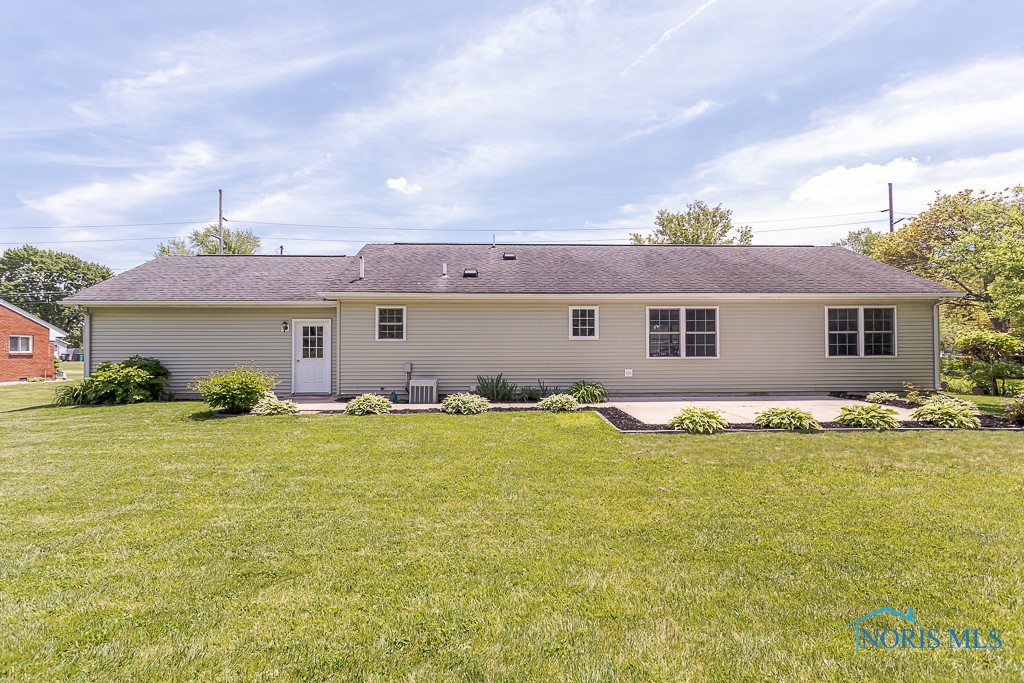 646 Clarion Avenue, Holland, Ohio image 6