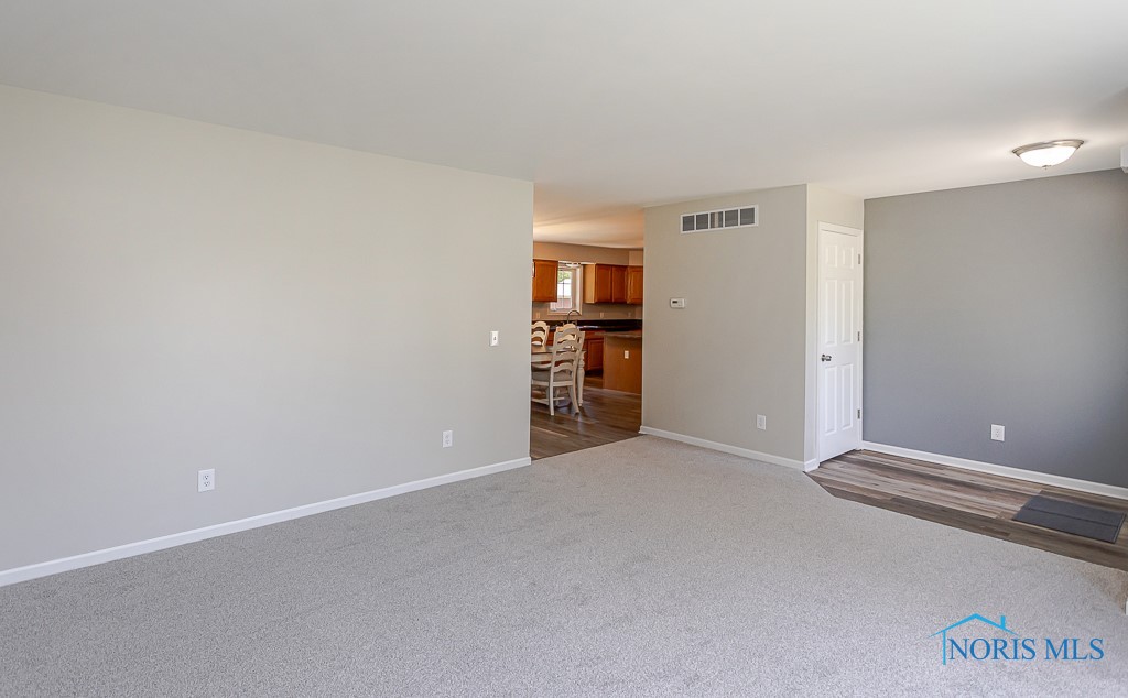646 Clarion Avenue, Holland, Ohio image 31