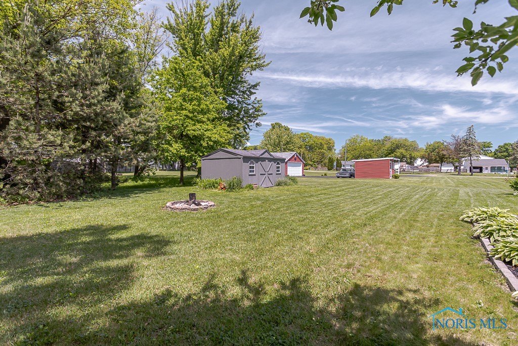 646 Clarion Avenue, Holland, Ohio image 4
