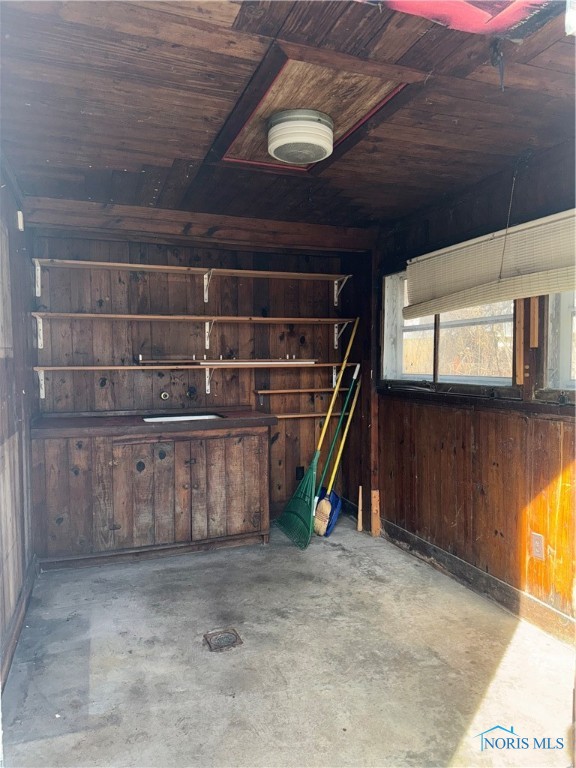2550 Robinwood Avenue, Toledo, Ohio image 10