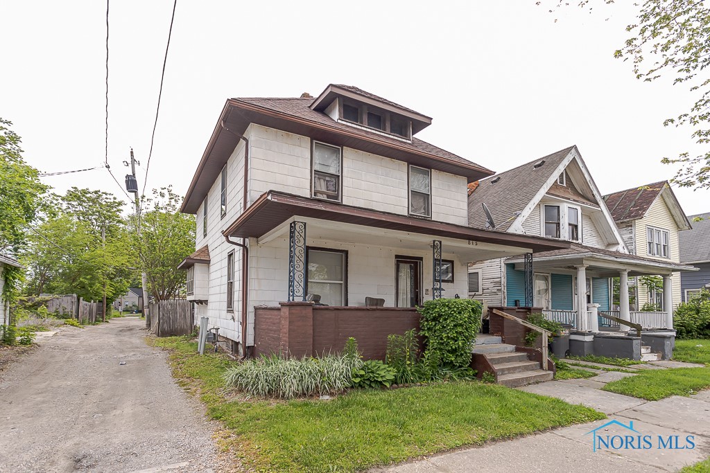 815 Dunwood Court, Toledo, Ohio image 3