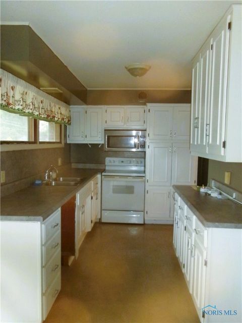 Tiny photo for 308 Delphos Road, Columbus Grove, OH 45830 (MLS # 6136219)