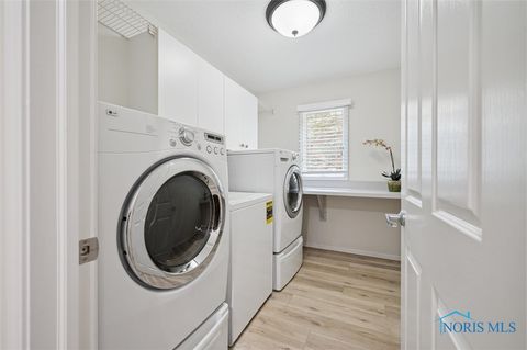 Tiny photo for 215 Stone Oak Court, Holland, OH 43528 (MLS # 6135949)