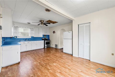 Tiny photo for 2674 US Highway 20, Swanton, OH 43558 (MLS # 6136081)