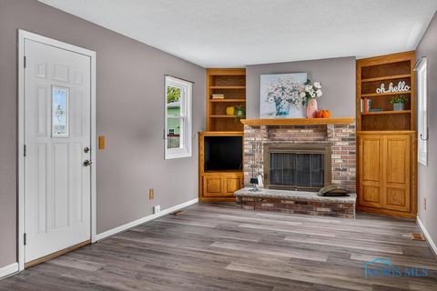 Tiny photo for 2155 Bishopsgate Drive, Toledo, OH 43614 (MLS # 6136918)