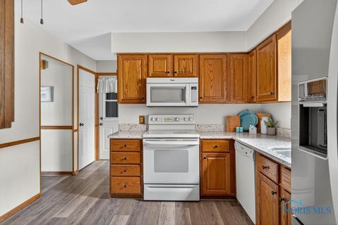 Tiny photo for 2155 Bishopsgate Drive, Toledo, OH 43614 (MLS # 6136918)