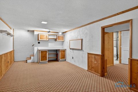 Tiny photo for 2155 Bishopsgate Drive, Toledo, OH 43614 (MLS # 6136918)