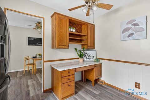 Tiny photo for 2155 Bishopsgate Drive, Toledo, OH 43614 (MLS # 6136918)