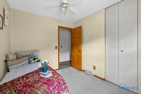 Tiny photo for 2155 Bishopsgate Drive, Toledo, OH 43614 (MLS # 6136918)