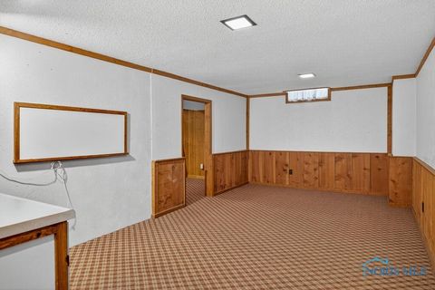 Tiny photo for 2155 Bishopsgate Drive, Toledo, OH 43614 (MLS # 6136918)